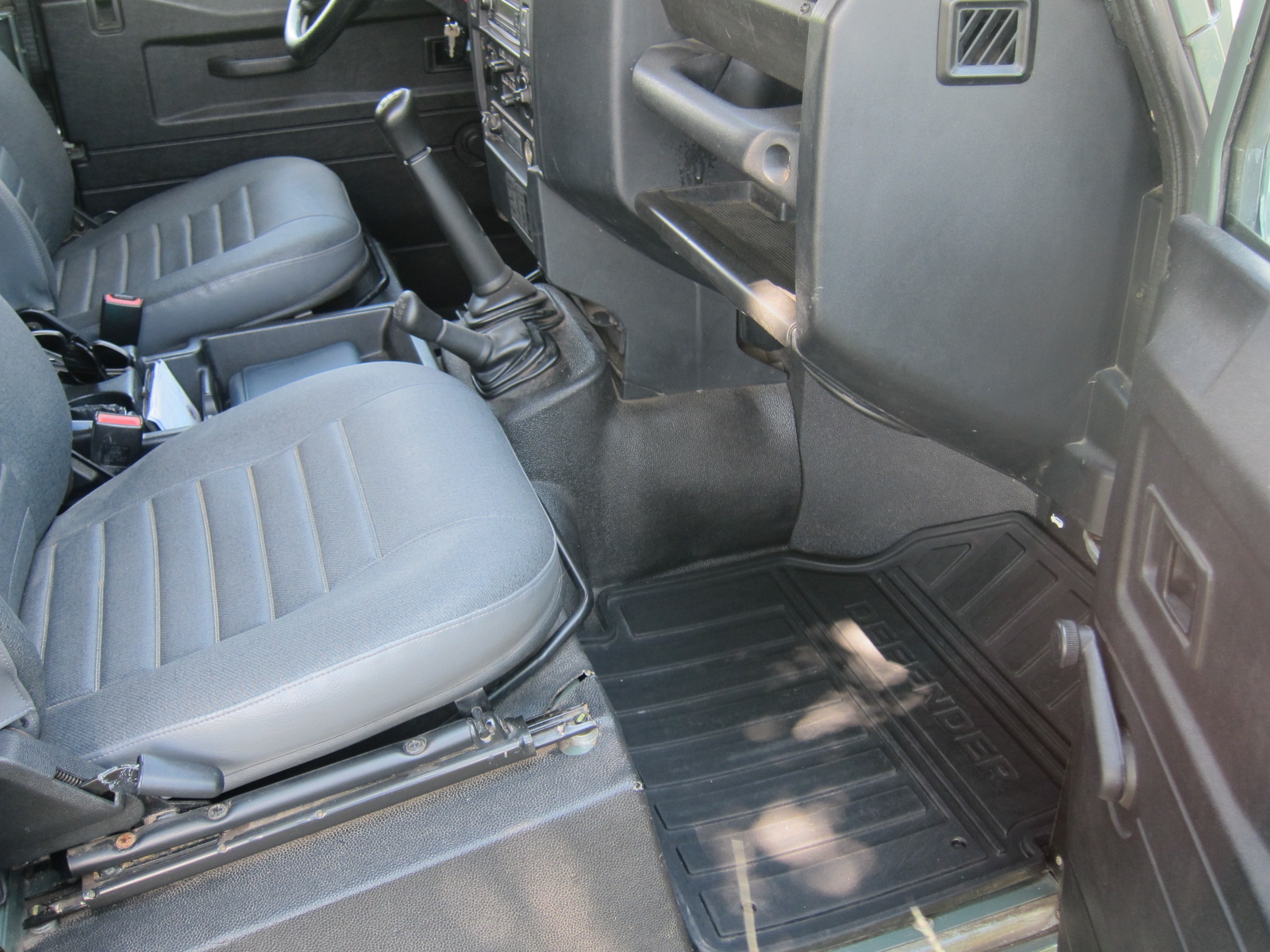 Land Rover Defender 90 2.2 Td4 Softtop / Cabrio